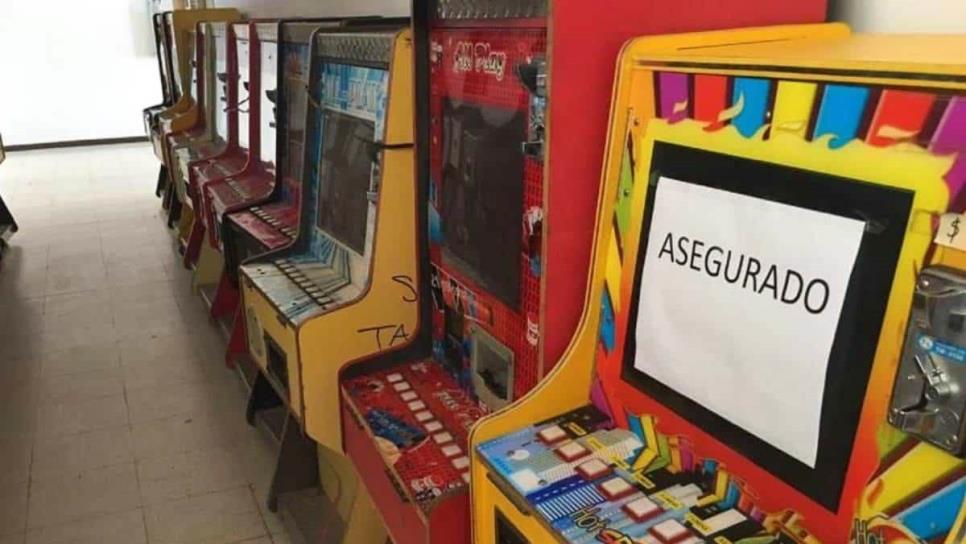 Catean 19 minicasinos y decomisan 99 maquinitas en Culiacán