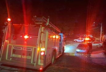 Una casa se incendia en la colonia Lázaro Cárdenas en Culiacán