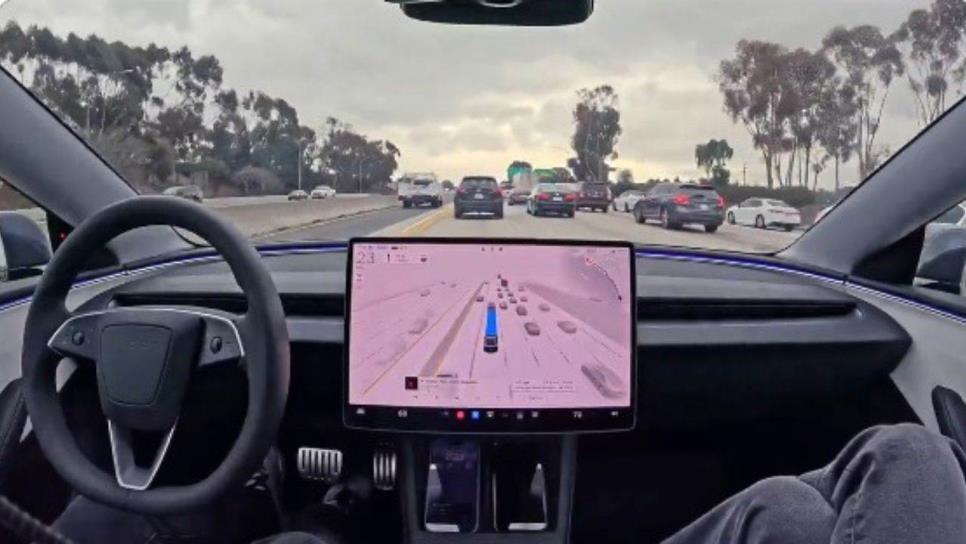 Tesla FSD 13.2 y su viaje de locura desde Los Ángeles a San Diego | VIDEO