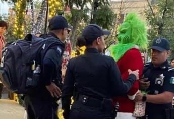 Detienen al Grinch por agredir a Santa Claus en Aguascalientes | VIDEO