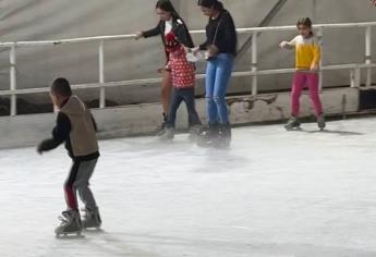 Pista de hielo en Mazatlán: ¿Cuánto cobran y qué horarios tiene este atractivo?