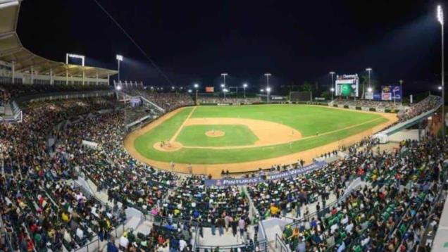 Jugador de Cañeros de Los Mochis realiza el blooper del año en la LMP | VIDEO