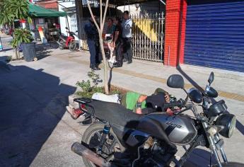 Se accidenta pareja en una motocicleta en Culiacán y terminan lesionados