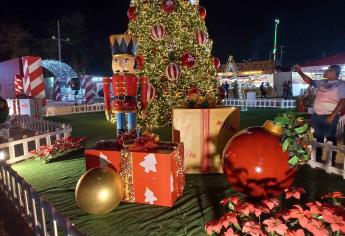 ¡Quién la encuentre se la queda!, El Grinch esconde una tablet en la Verbena Culiacán