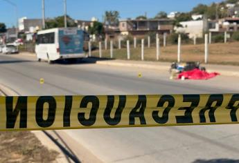 Camión urbano atropella a motociclista y lo mata por la Flores Magón, en Mazatlán