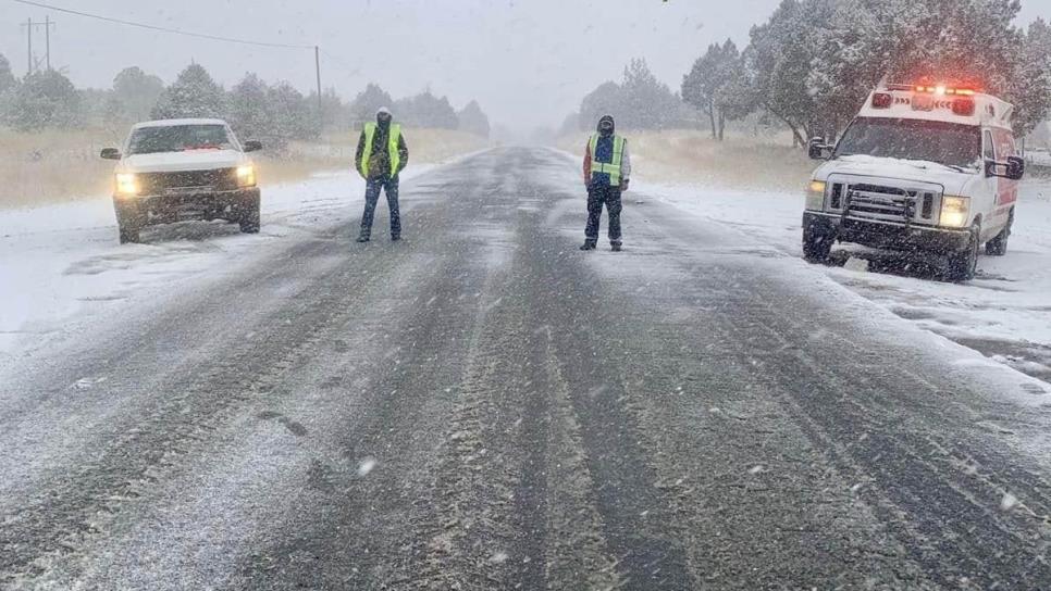 Cierran 22 carreteras en Chihuahua por nevadas y lluvias de la Tormenta Invernal