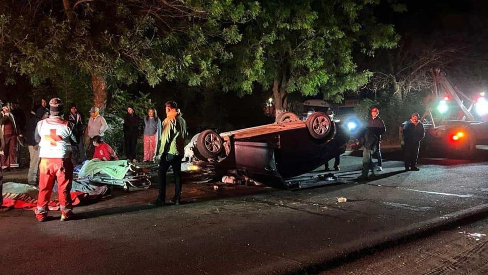 Volcadura en la carretera Los Mochis -  El Fuerte deja a tres personas lesionadas