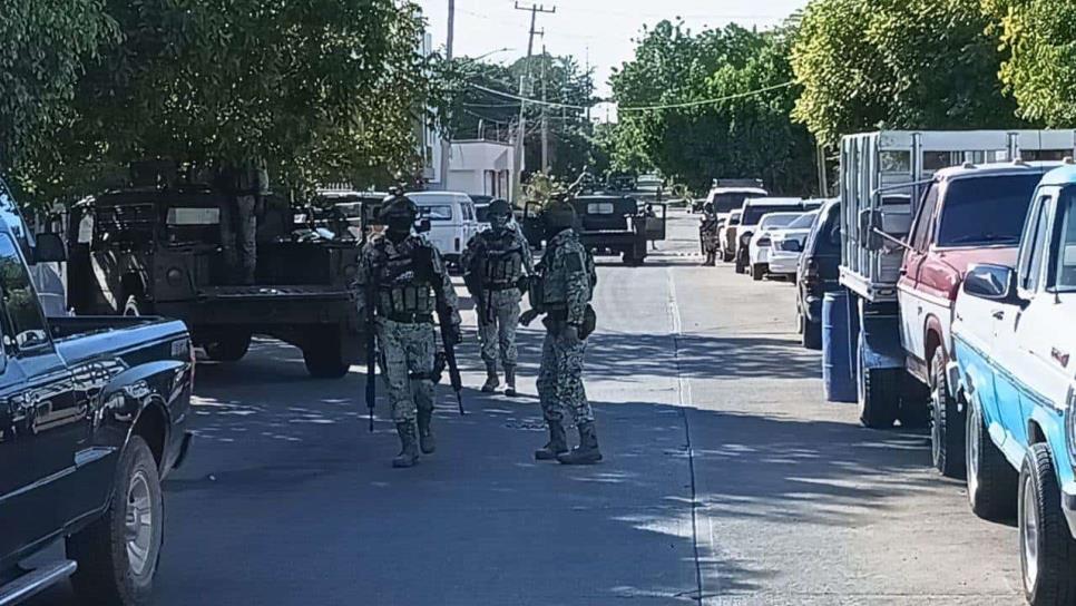 Militares detienen a presunto asaltante de gasolinera en Culiacán