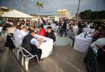 ¡Contigo Mazatlán! Atiende Estrella Palacios y su ‘Equipo del Bienestar’ a vecinos de Urías