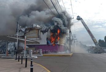 Una persona con quemaduras y dos con crisis nerviosa tras incendio en Culiacán