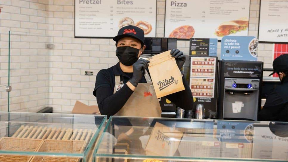 Oxxo ahora vende pan: Esta es la única tienda en México que tiene un panadería alemana adentro