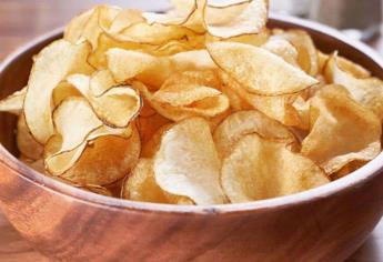 ¿Te gustan las papitas? Estas son las marcas que tienen menos sodio y grasas saturadas, según Profeco