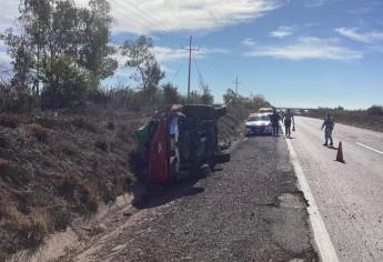 Mujer embarazada y tres niños resultaron lesionados en volcadura por autopista Mazatlán-Culiacán