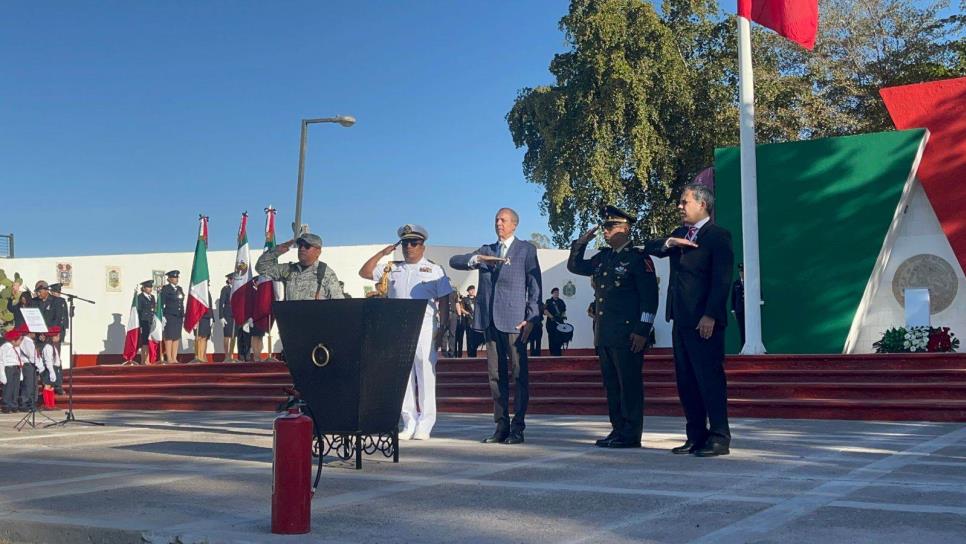 Con acto cívico y desfile, Ahome conmemora 85 aniversario de la Bandera Nacional