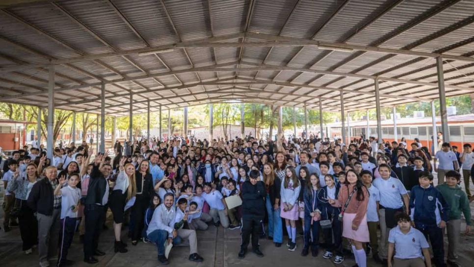 Juan de Dios Gámez se compromete a construir una cancha deportiva y mejorar la Secundaria Federal N° 4