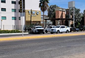 Militares resguardan un motel de la salida norte de Culiacán 