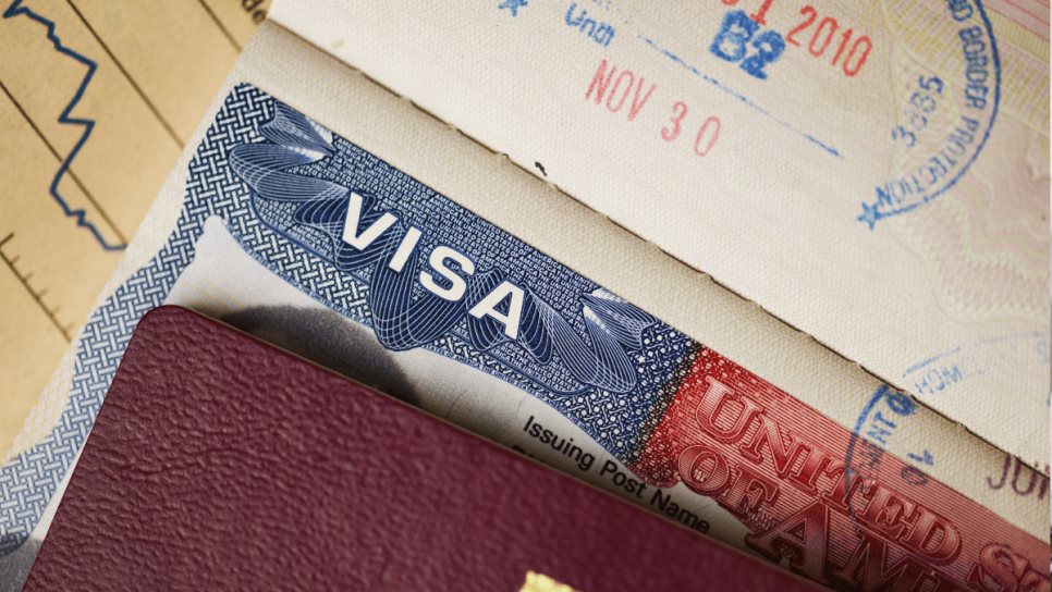 A partir del 14 de marzo, migrantes con esta visa no podrán viajar a Estados Unidos 