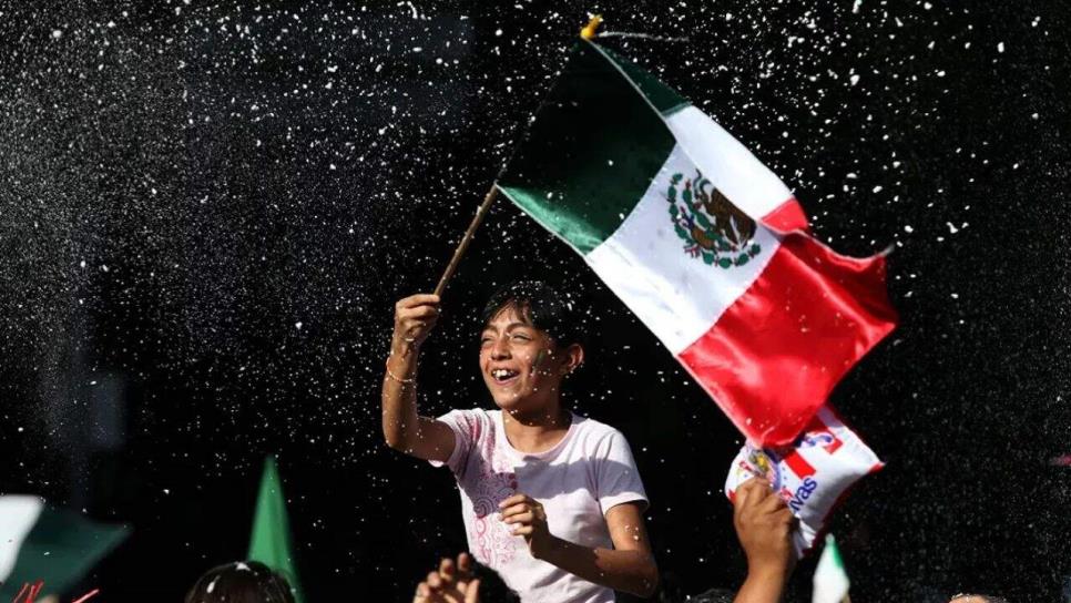 Claudia Sheinbaum celebra que México sea considerado uno de los países más felices