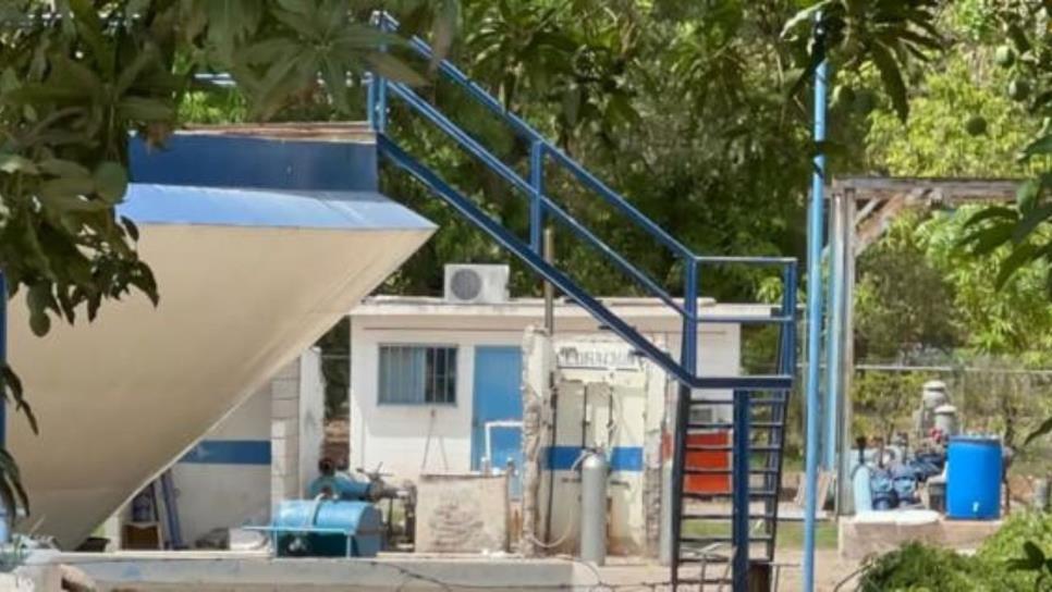 Se tapa canal por bajos niveles y deja sin agua al Poblado 7 en el Valle del Carrizo