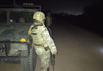 Helicóptero sobrevuela a baja altura comisaría de La Higuerita, sindicatura de Culiacancito, en Culiacán