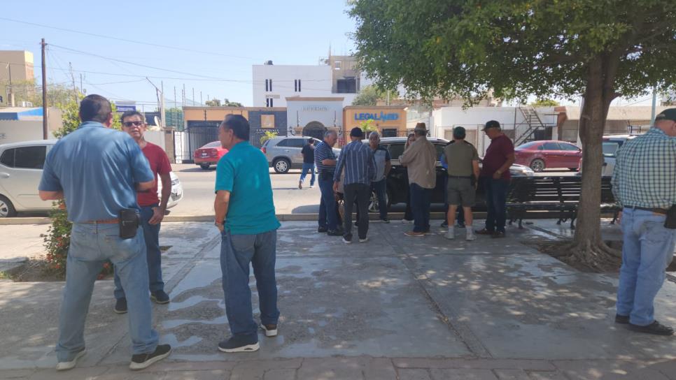 Sin respuesta de Pemex, trabajadores planean bloquear acceso a Topolobampo durante la conmemoración del combate aeronaval