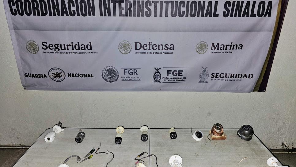 Aseguran 16 cámaras de videovigilancia instaladas de manera irregular en la vía pública en Culiacán