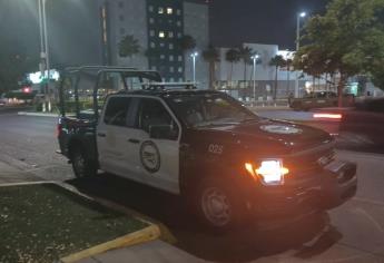 Atacan a balazos a tres jóvenes en el Desarrollo Urbano Tres Ríos, en Culiacán