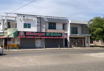 Privan de la libertad a dos mujeres en minisúper baleado en Culiacán