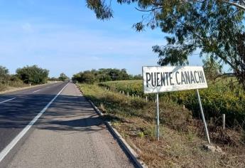Sujetos armados despojan camioneta sobre la Maxipista en La Laguna de Canachi, al sur de Culiacán