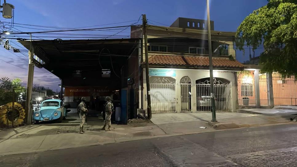 Balean una vivienda y una llantera en la colonia Plutarco Elías Calles de Culiacán Balean una vivienda y una llantera en la colonia Plutarco Elías Calles de Culiacán