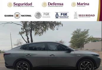 Autoridades recuperan vehículo robado en Culiacán