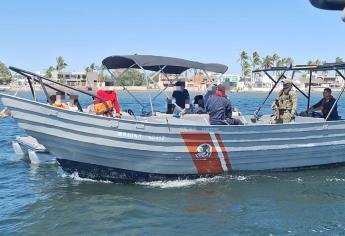Rescatan a diez tripulantes a bordo de una embarcación en Altata