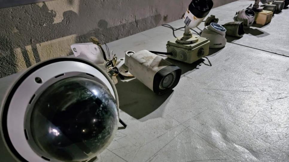 Aseguran 10 cámaras de videovigilancia clandestina en distintos sectores de Culiacán Aseguran 10 cámaras de videovigilancia clandestina en distintos sectores de Culiacán