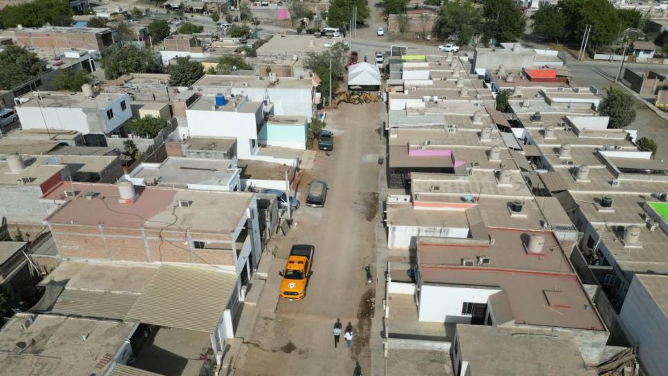 Gobierno de Mazatlán arranca pavimentación y nuevas redes hidrosanitarias en la colonia Villa Tutuli Gobierno de Mazatlán arranca pavimentación y nuevas redes hidrosanitarias en la colonia Villa Tutuli
