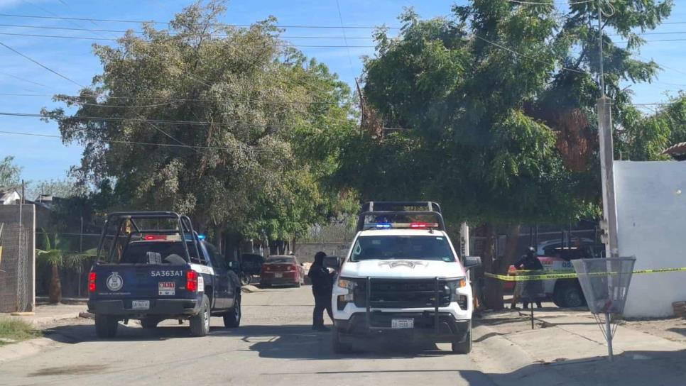 Mujer resulta herida a balazos en su domicilio en el fraccionamiento Santa Rocío, en Culiacán Mujer resulta herida a balazos en su domicilio en el fraccionamiento Santa Rocío, en Culiacán