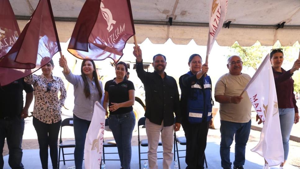 Gobierno de Mazatlán arranca pavimentación en el fraccionamiento Palmares