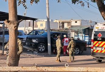 Ejecutan a dos personas a bordo de una camioneta en Villa Victoria, Culiacán