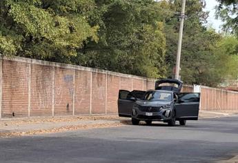 Militares aseguran camioneta con artefactos explosivos en la Emiliano Zapata de Culiacán