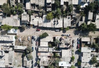 Una calle pavimentada más; Gobierno de Mazatlán arranca pavimentación en la colonia Salvador Allende