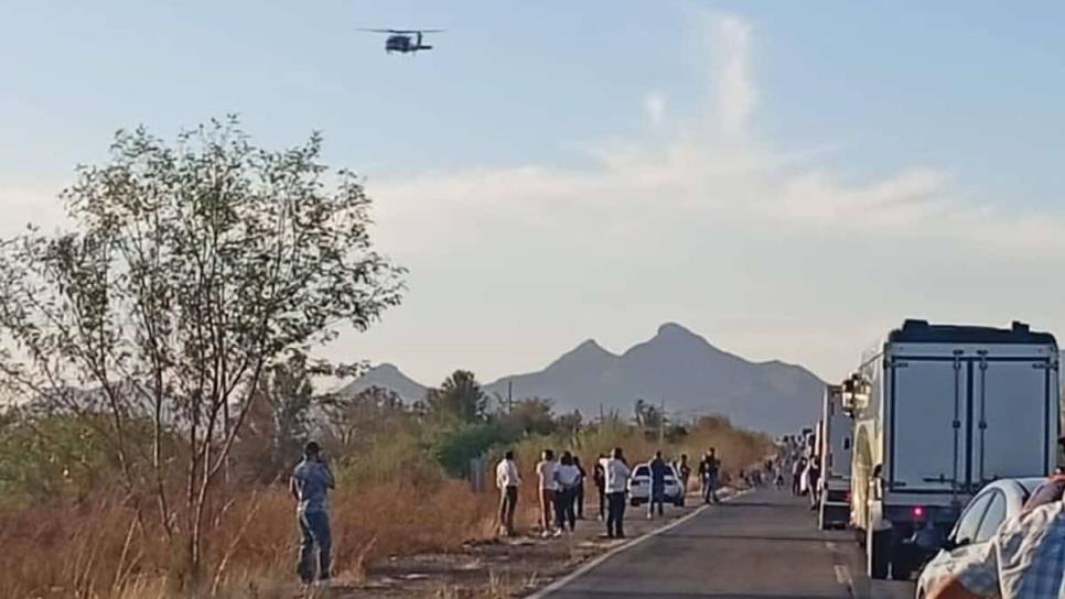 Civiles armados se enfrentan en Salvador Alvarado; bloquean carretera México 15