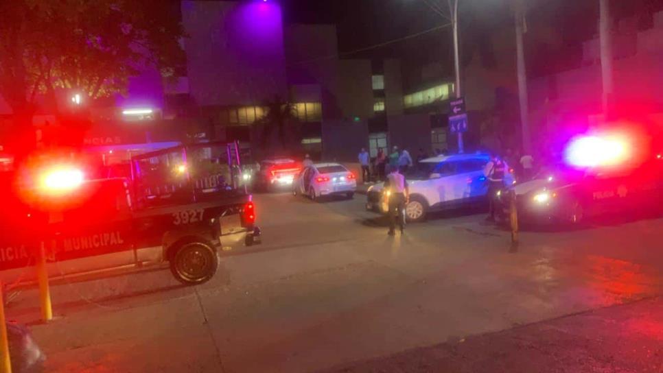 Asesinan a balazos a un agente de Tránsito en el sector Cañadas de Culiacán Asesinan a balazos a un agente de Tránsito en el sector Cañadas de Culiacán