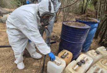 Aseguran laboratorio clandestino y almacén de químicos en Culiacán y Choix