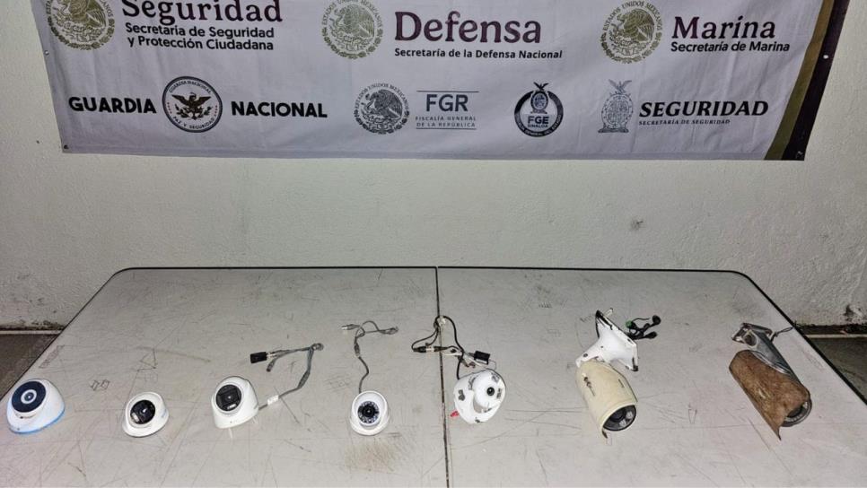 Aseguran 18 cámaras de videovigilancia instaladas de manera irregular en la vía pública en Navolato