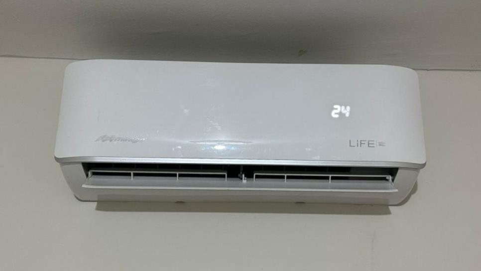 CFE recomienda poner el aire acondicionado en esta temperatura para no consumir mucha luz CFE recomienda poner el aire acondicionado en esta temperatura para no consumir mucha luz