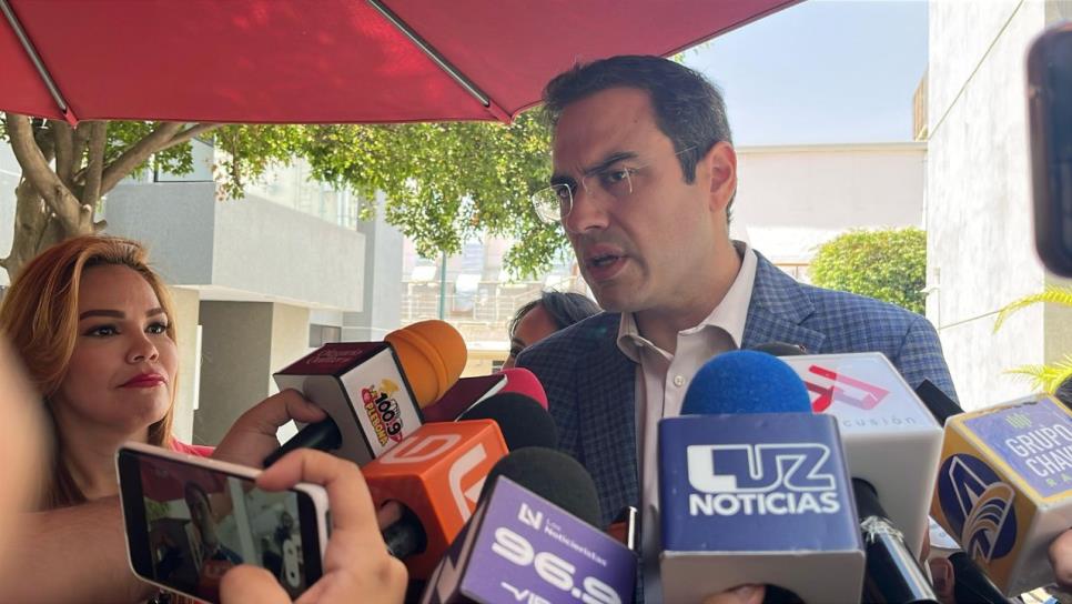 Comisión Instructora debe sesionar este lunes: Bernardino Antelo Esper ante solicitud de desafuero de Gerardo Vargas Comisión Instructora debe sesionar este lunes: Bernardino Antelo Esper ante solicitud de desafuero de Gerardo Vargas