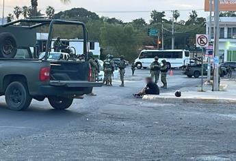 Detienen a tres jóvenes tras persecución en la colonia Lomas del Boulevard, en Culiacán