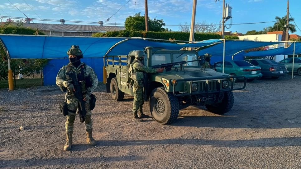 Enfrentamiento en la sindicatura de Villa Juárez provoca fuerte movilización militar en Navolato Enfrentamiento en la sindicatura de Villa Juárez provoca fuerte movilización militar en Navolato