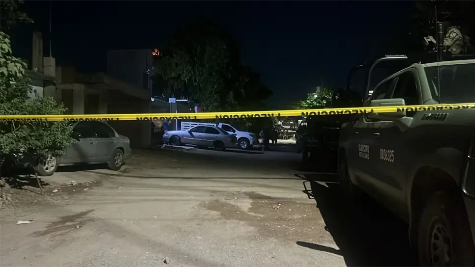 Elementos del Ejército acordonaron la zona. (FOTO: Luis Ramírez).