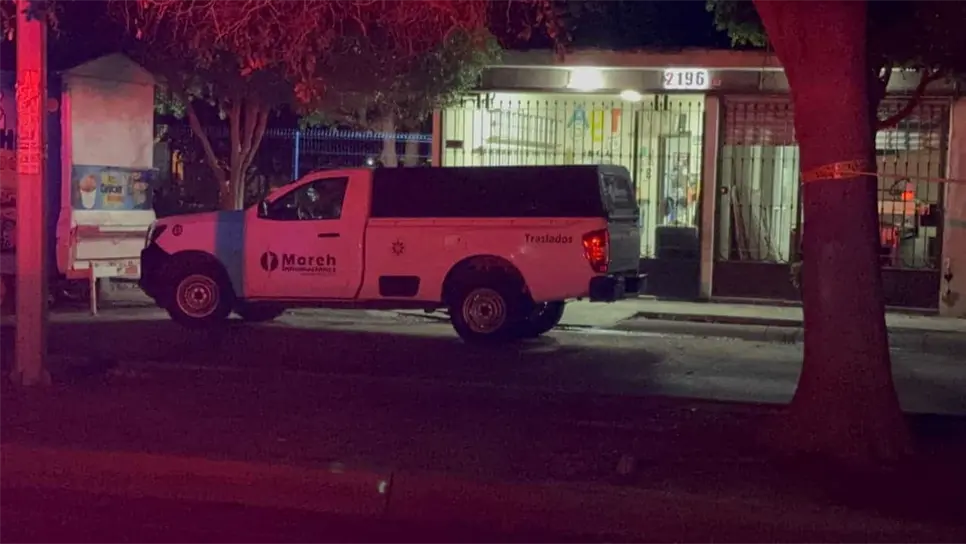 Al filo de la medianoche continuaban las diligencias. (FOTO: Ernesto Torres).