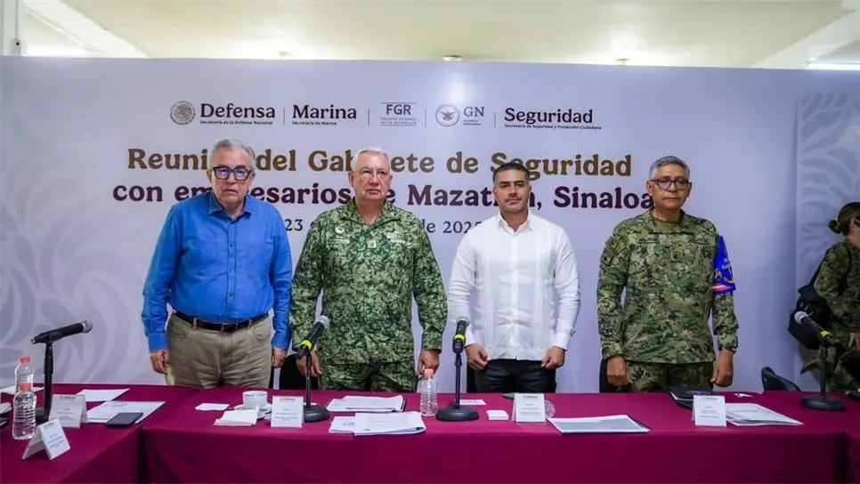 Desde el inicio de la administración de la Presidenta hasta el 15 de octubre del 2025, en Sinaloa han sido detenidas 1,800 personas por delitos de alto impacto, se han asegurado cerca de 4,000 armas de fuego y 98,599 kilos de droga, y destruido 114 laboratorios